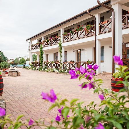 Hotel Lilaakac Vendeghaz Hosszupalyi Exterior foto