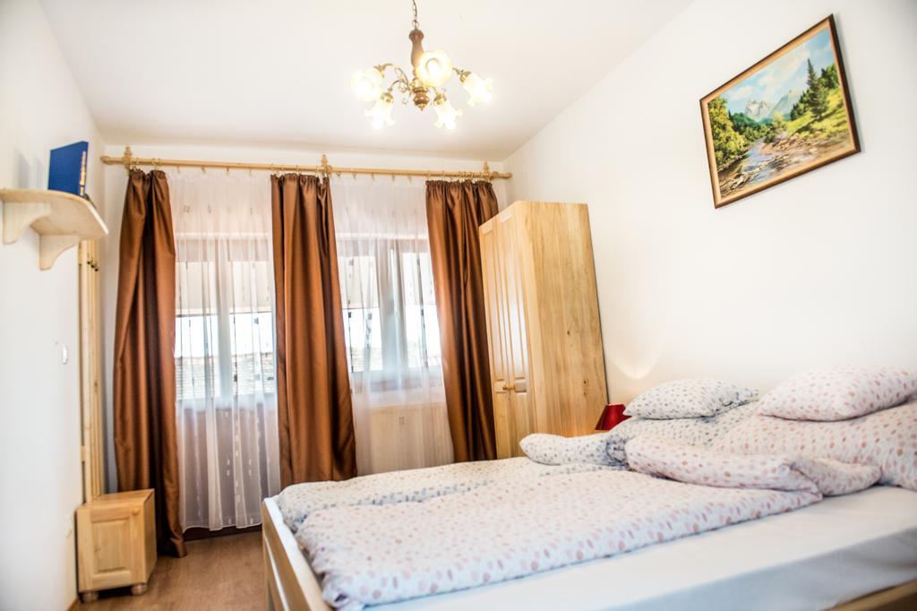 Hotel Lilaakac Vendeghaz Hosszupalyi Exterior foto